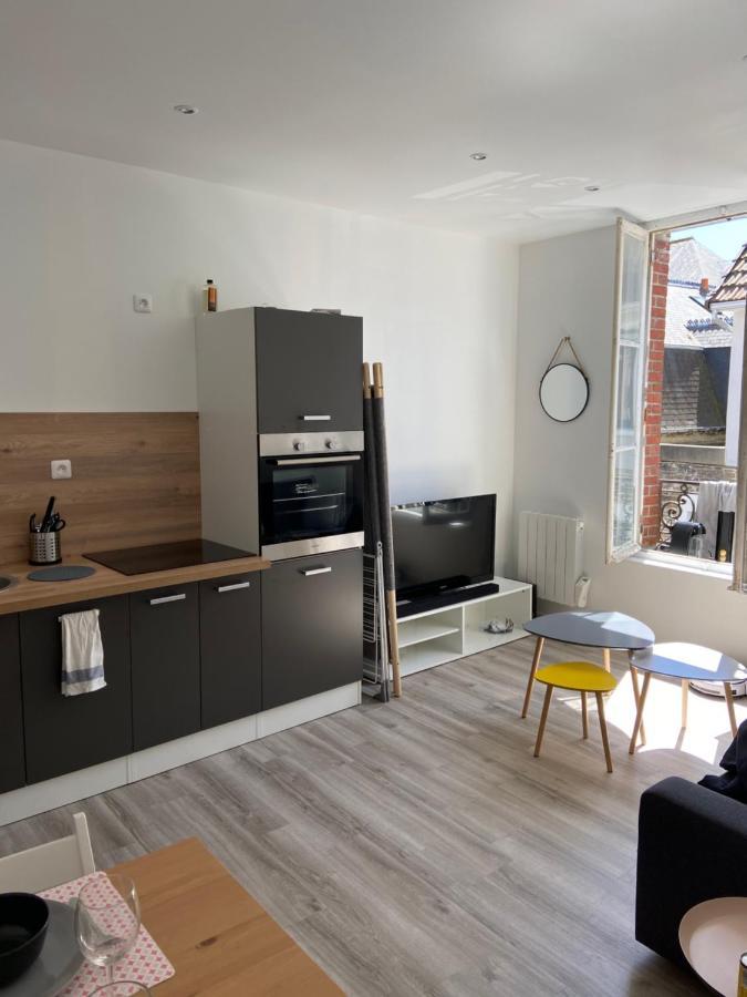 Cosy Flat Carteret - Appartement Centre Bourg - 4 Personnes Барневил Картере Екстериор снимка